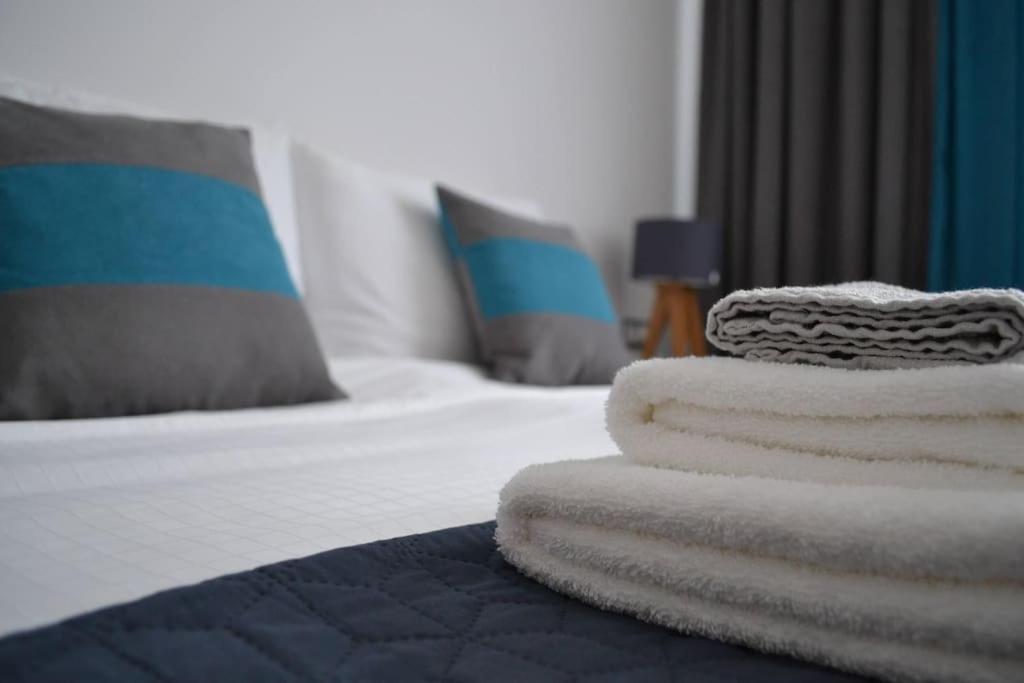 Modern City Center 2 Bedroom Apartment Sofia Ngoại thất bức ảnh