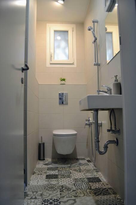 Modern City Center 2 Bedroom Apartment Sofia Ngoại thất bức ảnh