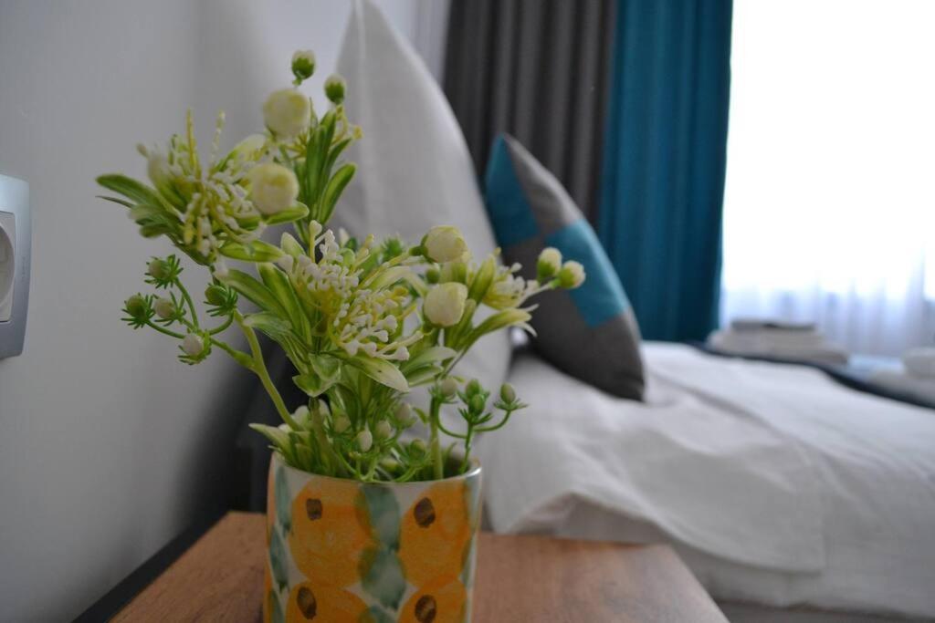 Modern City Center 2 Bedroom Apartment Sofia Ngoại thất bức ảnh