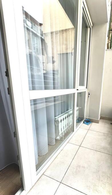 Modern City Center 2 Bedroom Apartment Sofia Ngoại thất bức ảnh